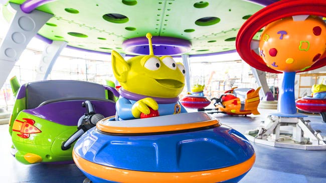 Alien Swirling Saucers - Toy Story Land